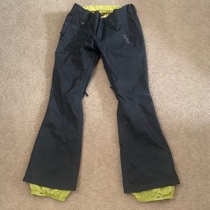 Women’s Burton Gloria snowboarding pants